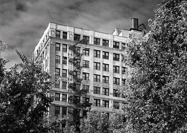 classic-iron-fire-escape-chicago-il-christine-till