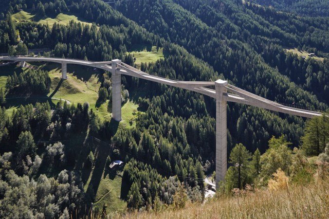 Menn-Bruecken-p216-Ganter-Brig-1977